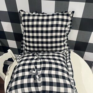Black and White Checkered Bedding Set